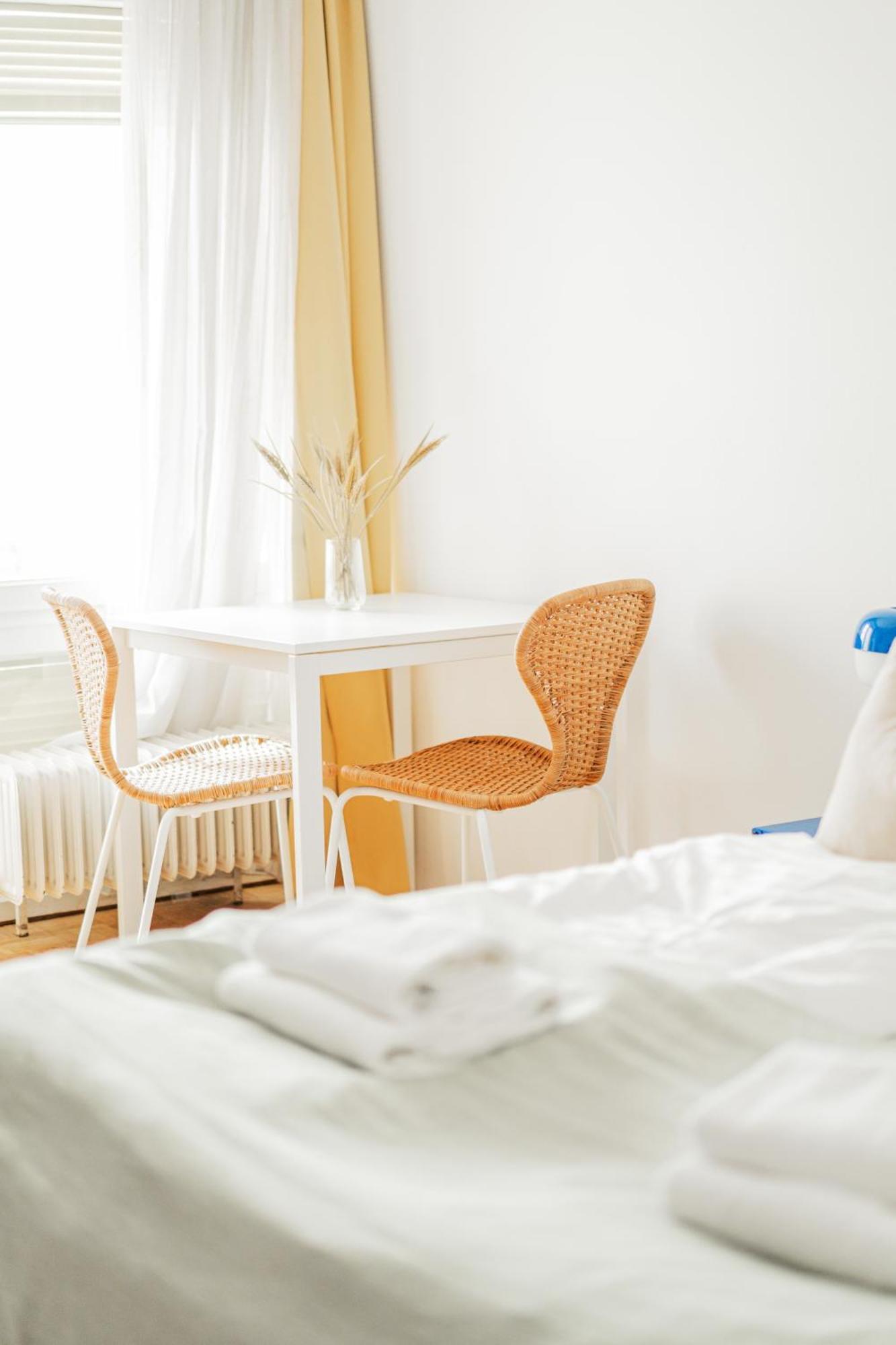 Studio Next To Karlskirche Vienna Room photo